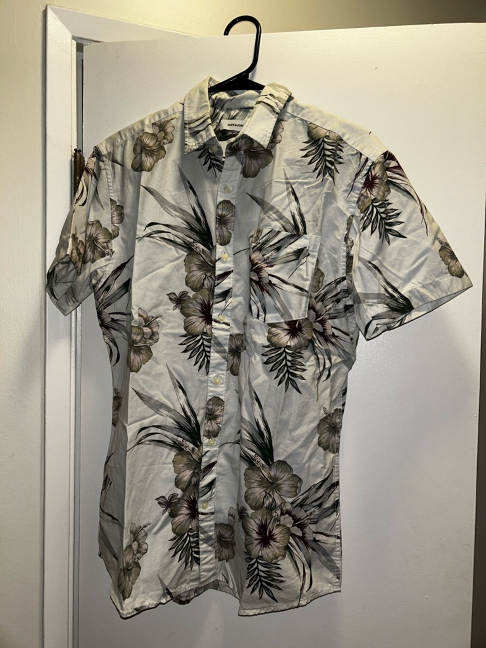 Jack & Jones Clothing Men's Floral Short-Sleeve Button-Up Shirt - Medium